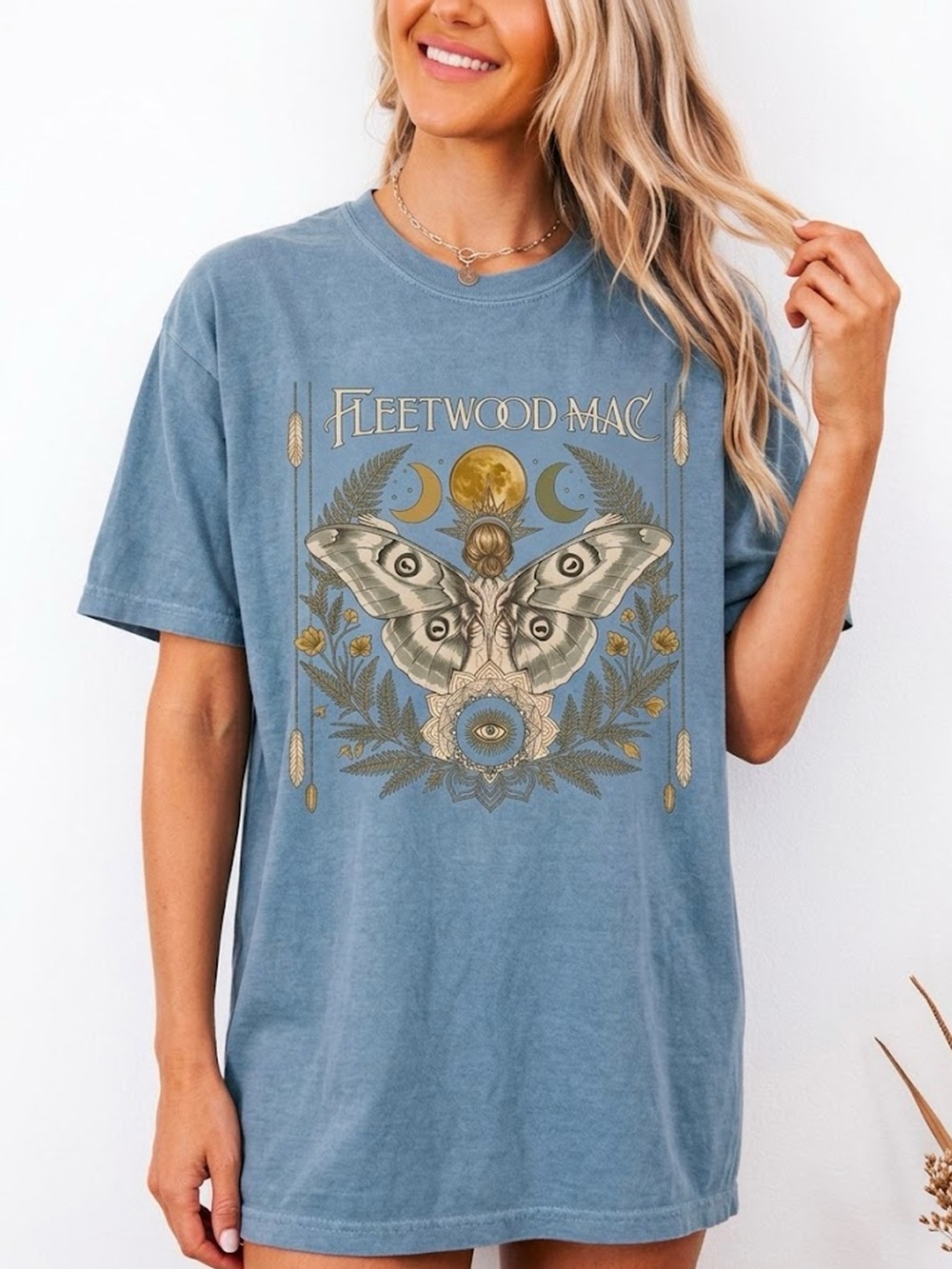 Fleetwood Mac Moon Moth Boho Chic Comfort Colors Blue T-Shirt - Picture 2 of 3